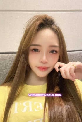 Yiyi