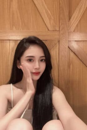 Yiyi